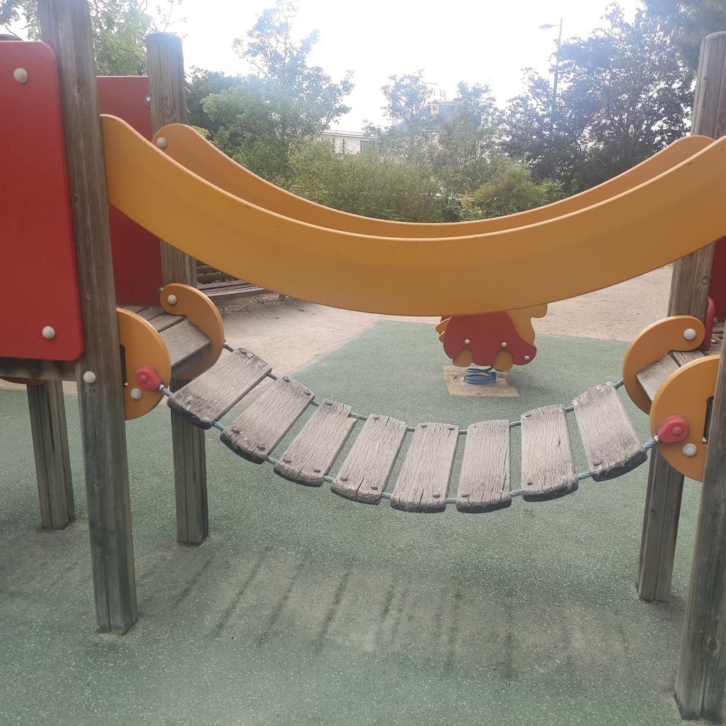 Parc d'enfants 1